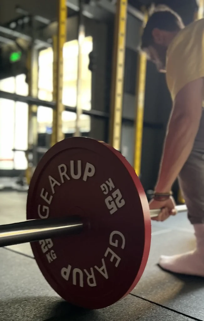 Άρση βαρών ασκήσεις στο aethlonx